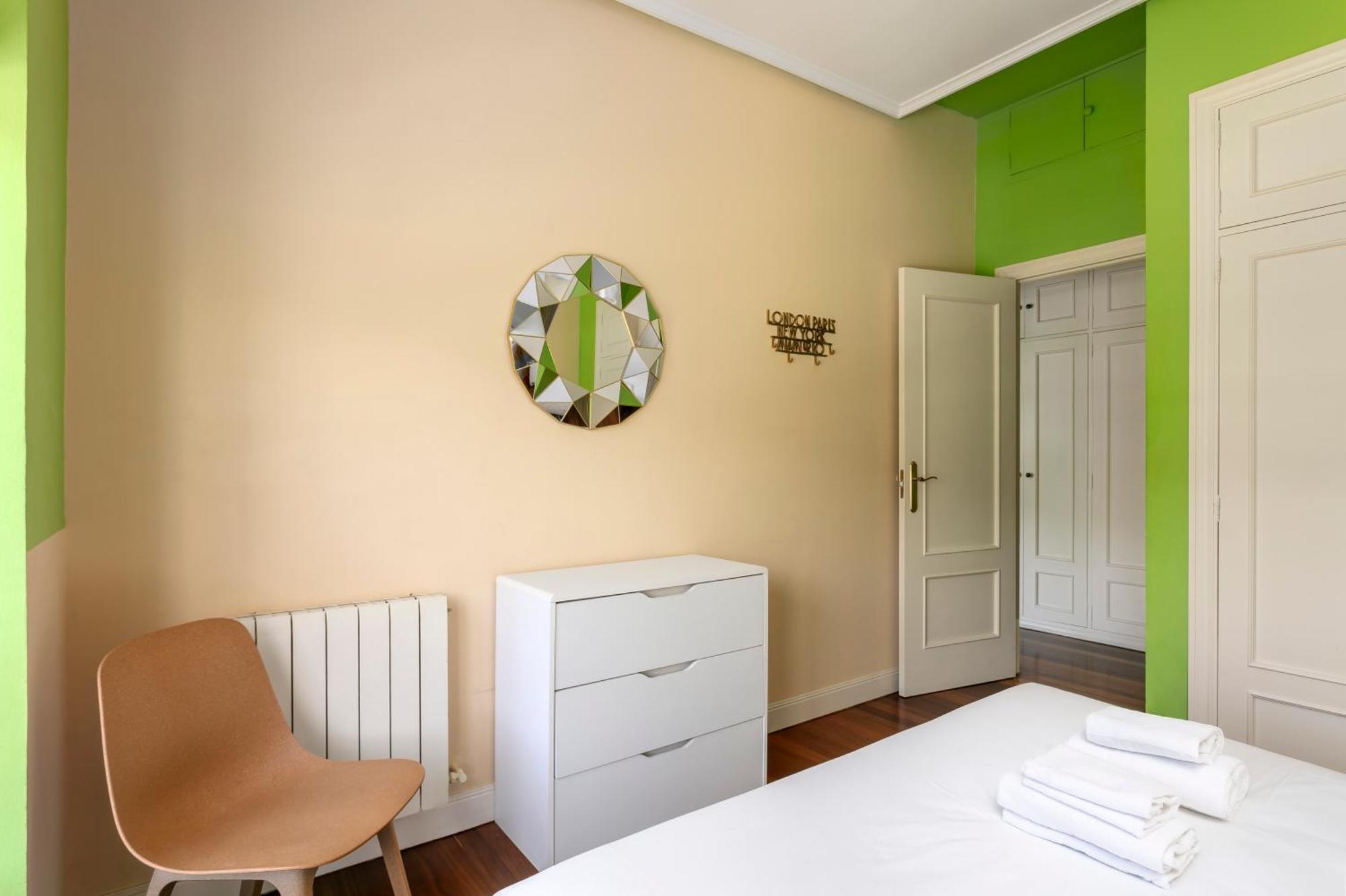 Apartment Ria By People *